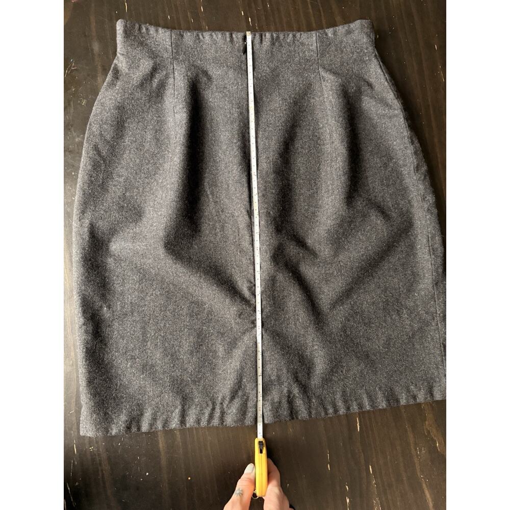 Vintage Burberrys London Gray Wool Pencil Skirt | Classic Tailored | Small Fit - Picture 8 of 9